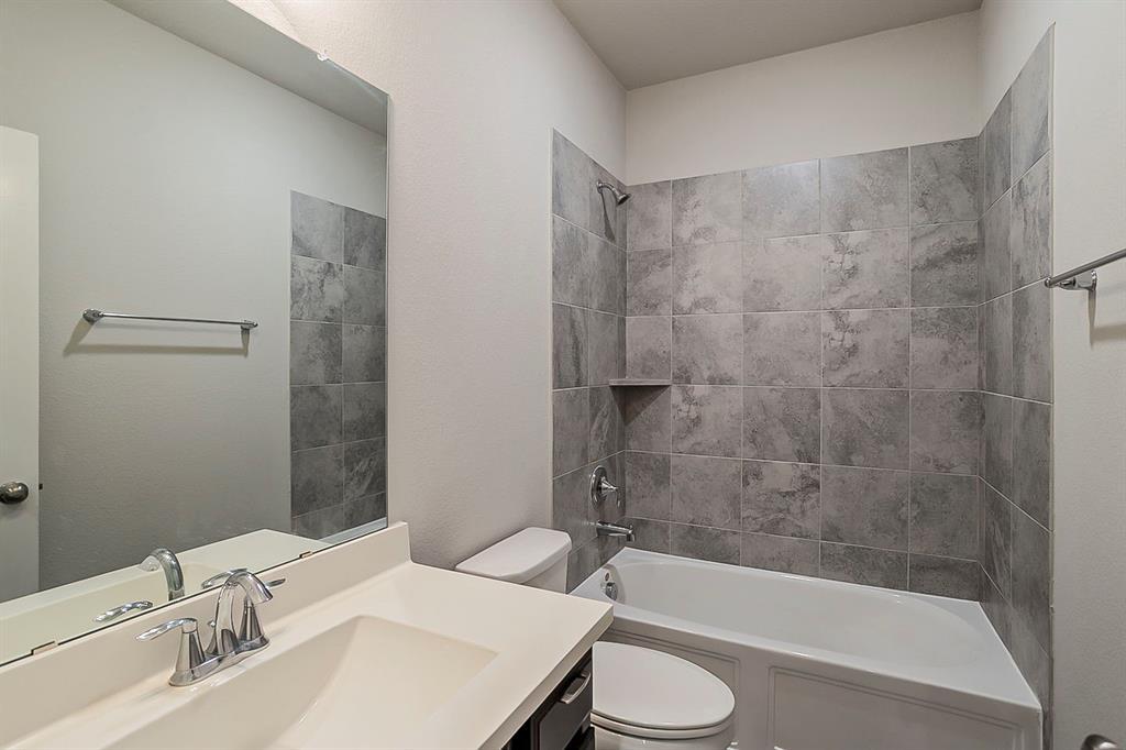 Building Photo - 446 Bayberry Landing Way