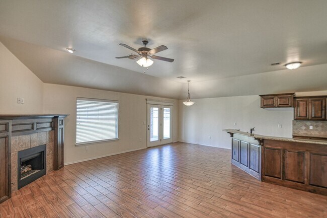 Building Photo - 11141 SW 39th Ct