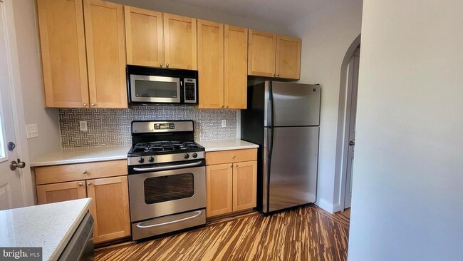 Building Photo - 2057 Druid Park Dr