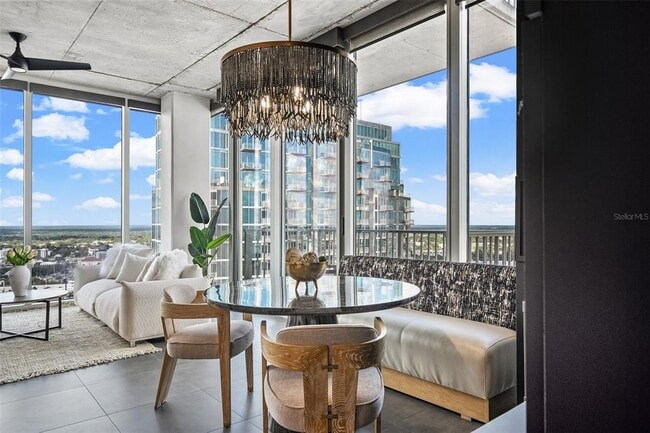 Building Photo - 777 N Ashley Dr