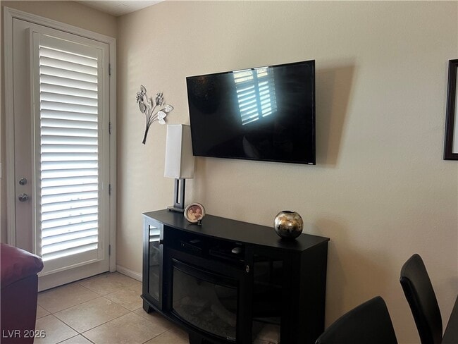 Building Photo - 2741 Crystal Blue St