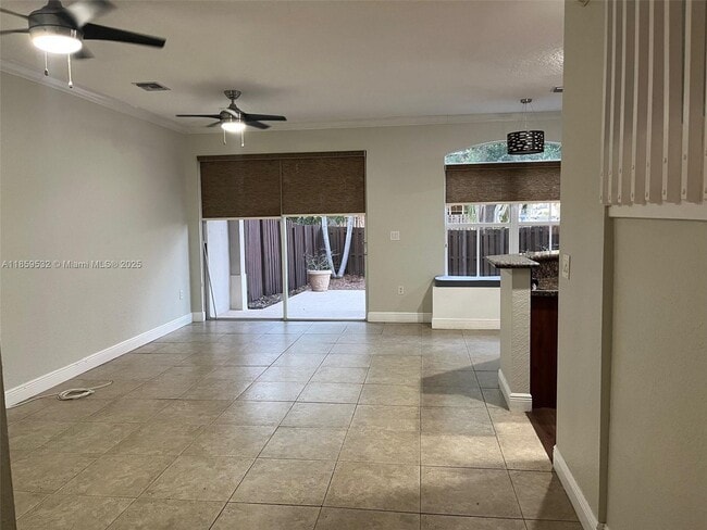 Building Photo - 977 SW 153rd Path