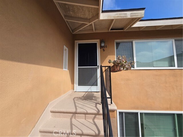 Building Photo - 2608 Curtis Ave