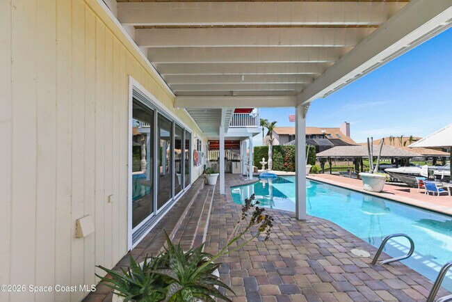 Building Photo - 2230 Sykes Creek Dr