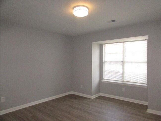 Building Photo - 4032 Settlers Hill Way