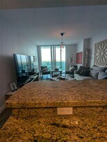 Building Photo - 2681 N Flamingo Rd