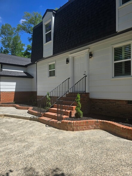 Building Photo - 4713 Erwin Rd