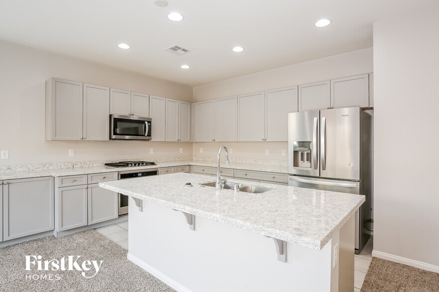 Building Photo - 4556 Amberley Ridge Ave