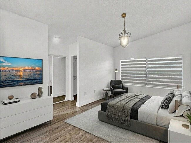 Building Photo - 4147 Sapphire Terrace