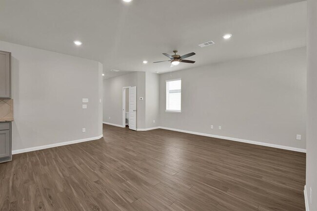 Building Photo - 13244 Musky Dr
