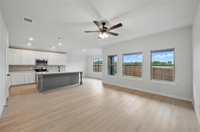 Building Photo - 1401 Quail Crk Dr