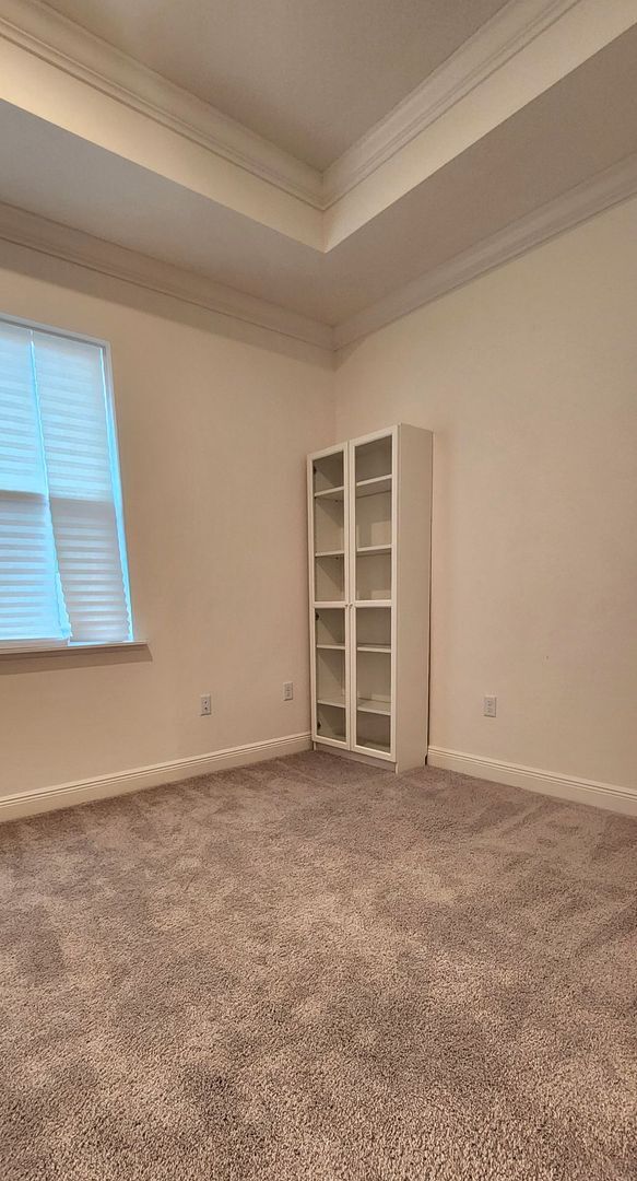 Building Photo - 13795 SW 137th Ct