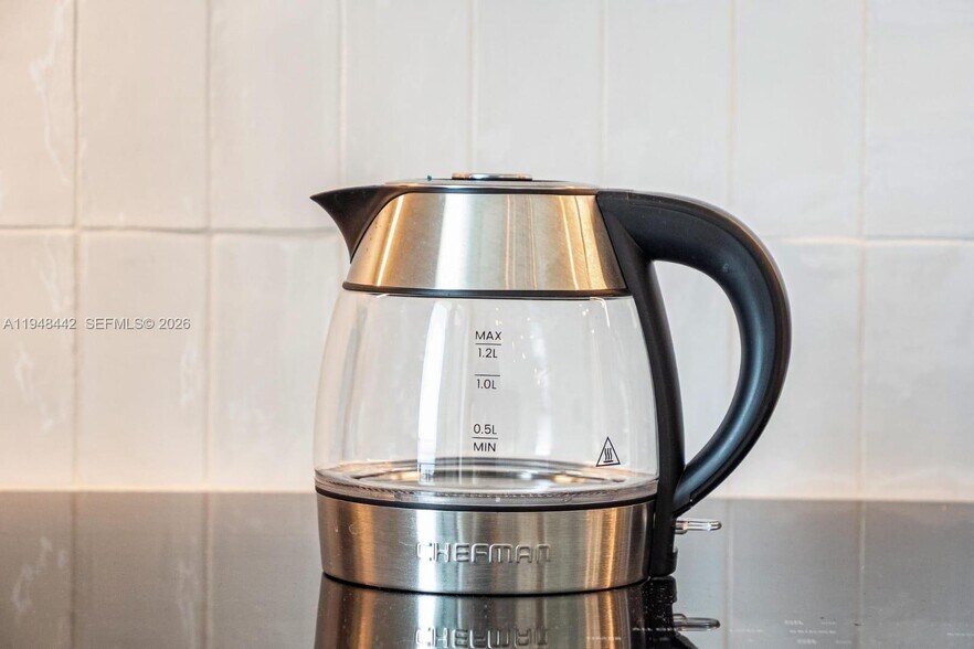 Building Photo - 159 NE 6th St