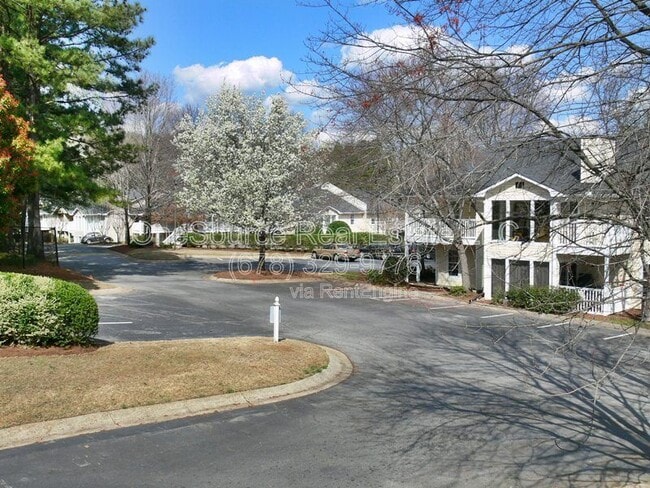 Building Photo - 1809 Augusta Dr