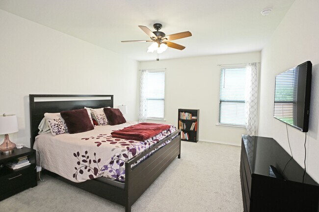 Building Photo - 138 Buttercup Bnd