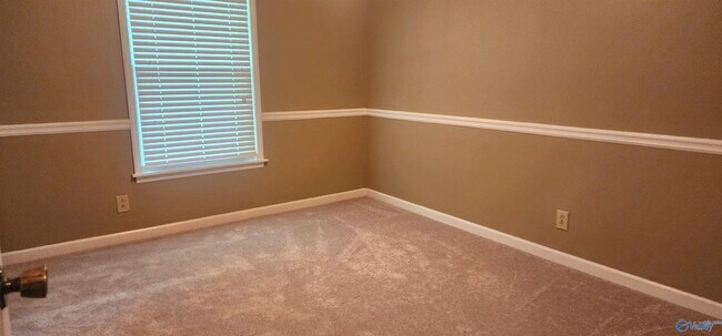 Building Photo - 1006 Wood Cir