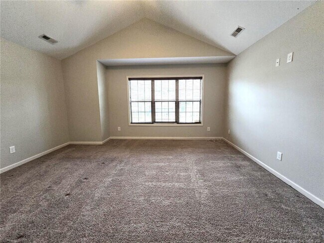 Building Photo - 2278 Lakewell Cir