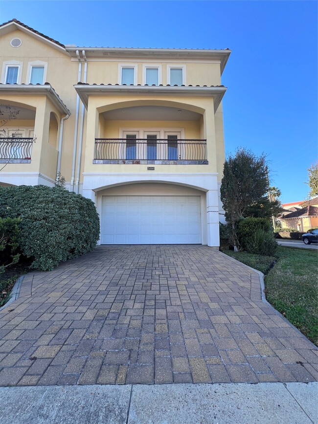 Building Photo - 3000 McCulloch Cir