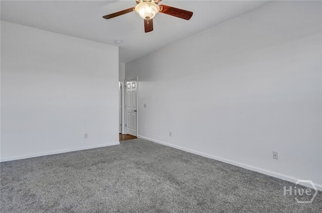 Building Photo - 179 Willow Point Cir