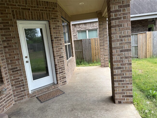 Building Photo - 6802 Tiger Trl