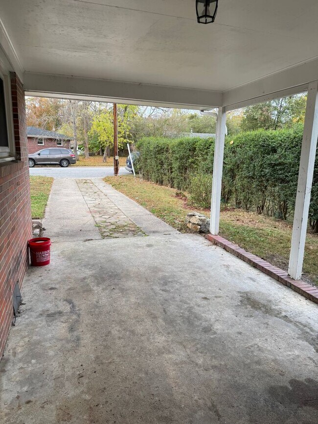 Building Photo - 48 Edgemoor Dr