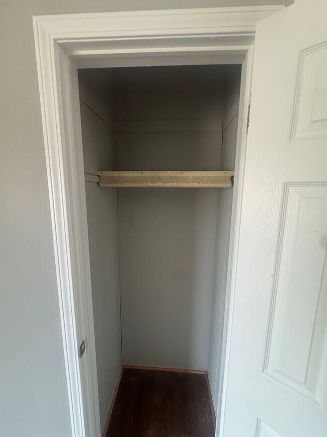 Building Photo - Gorgeous West Lafayette 4 bedroom Home - New Kitchen, Many Upgrades!