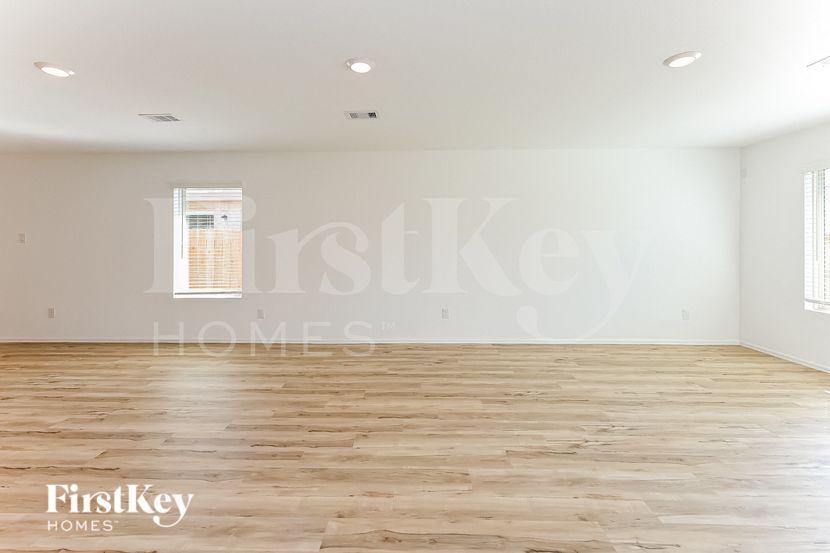 Building Photo - 8814 Bar Hbr Dr