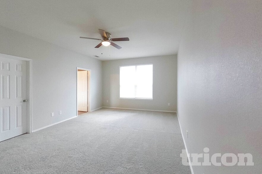 Building Photo - 13124 Settlers Trail