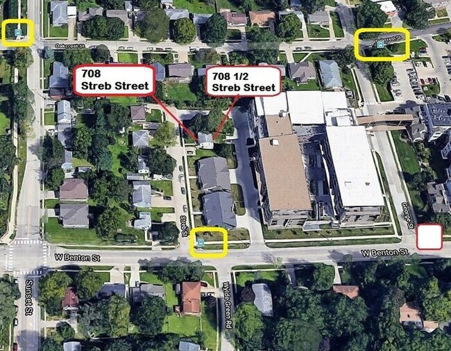 Building Photo - $1,250 | 2 Bedroom, 1 Bathroom Duplex | No...