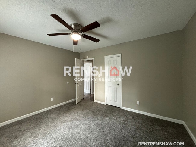 Building Photo - 1272 Semmes St