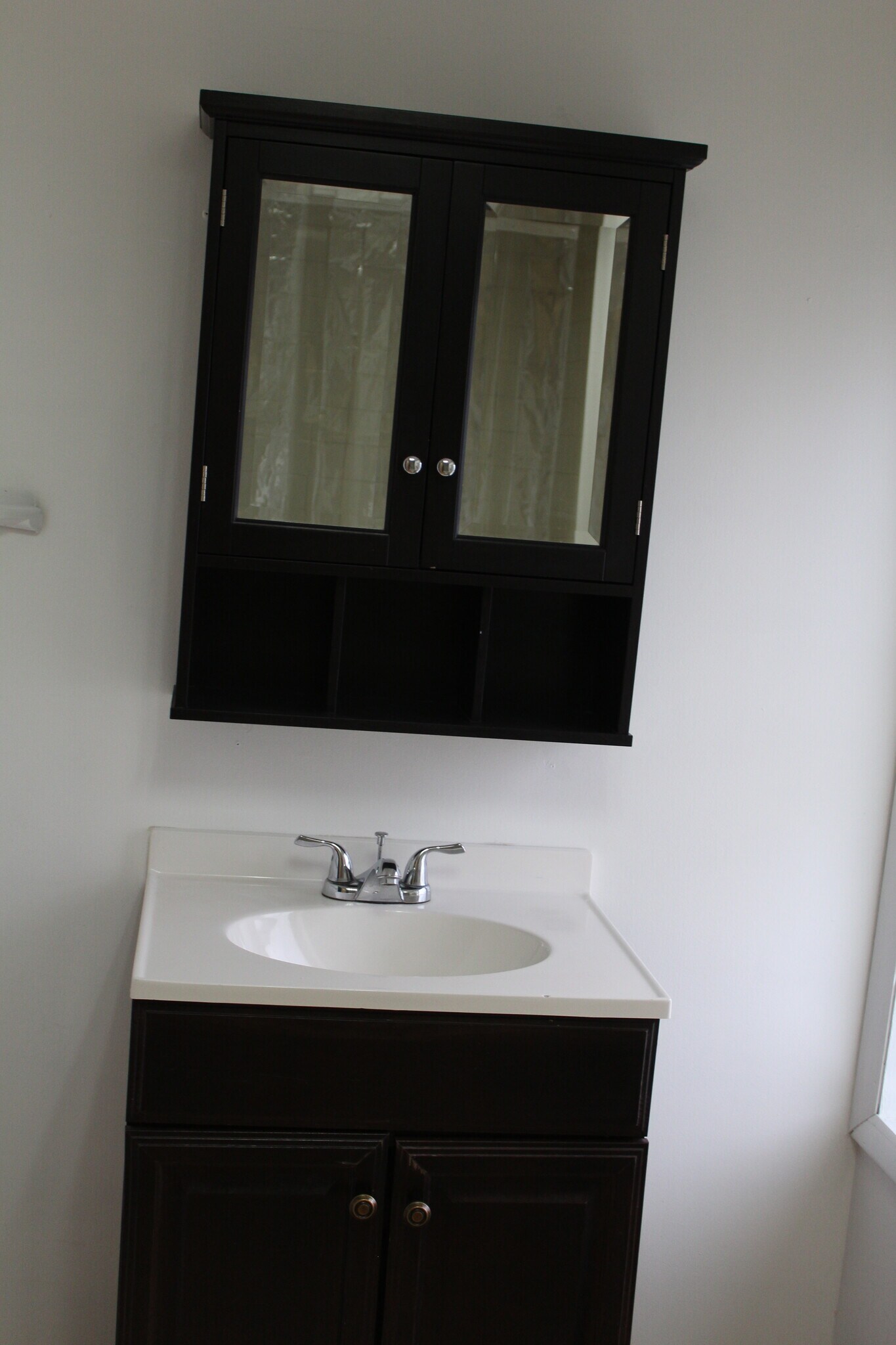 Bathroom sink/ Vanity - 6326 NY-23