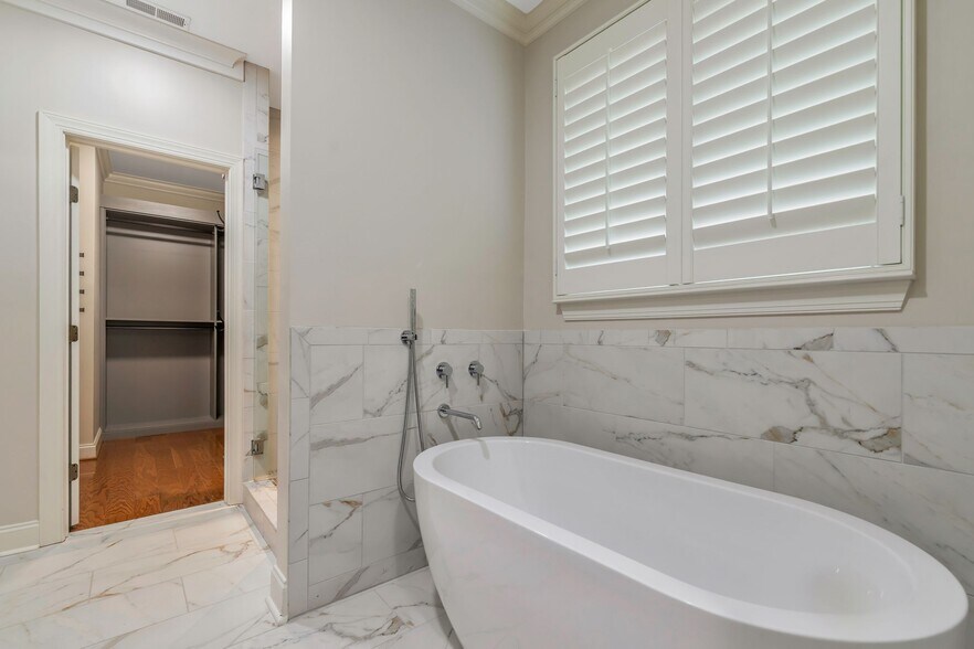 Building Photo - 132 Pennystone Cir