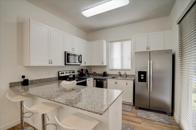 Building Photo - 1451 Pioneer Way