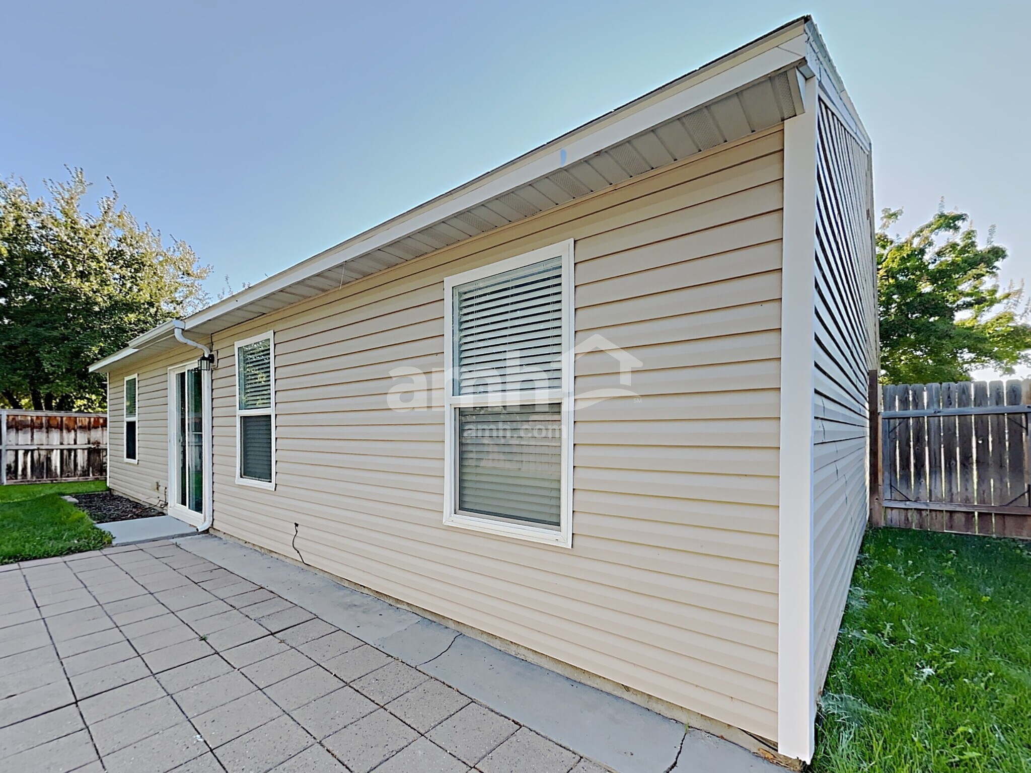 Building Photo - 9468 W Trestlewood Dr