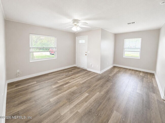 Building Photo - 10415 Briarcliff Rd E