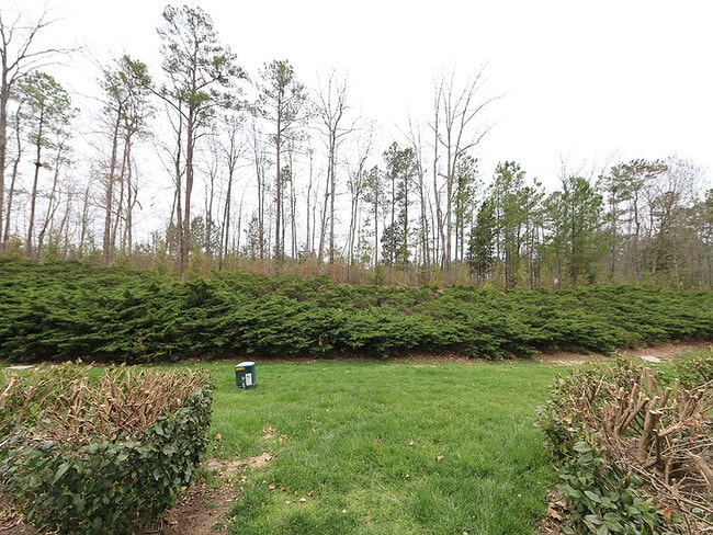 Building Photo - Convenient Morrisville Location