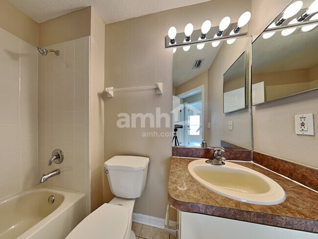 Building Photo - 5334 New Savannah Cir