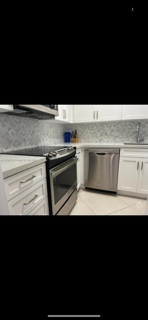 Building Photo - 220 Kings Point Dr