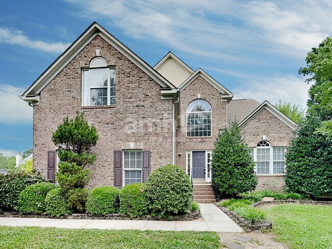 Building Photo - 20320 Southshore Dr