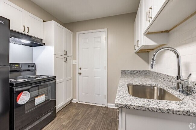 Building Photo - Brown Village Apartments