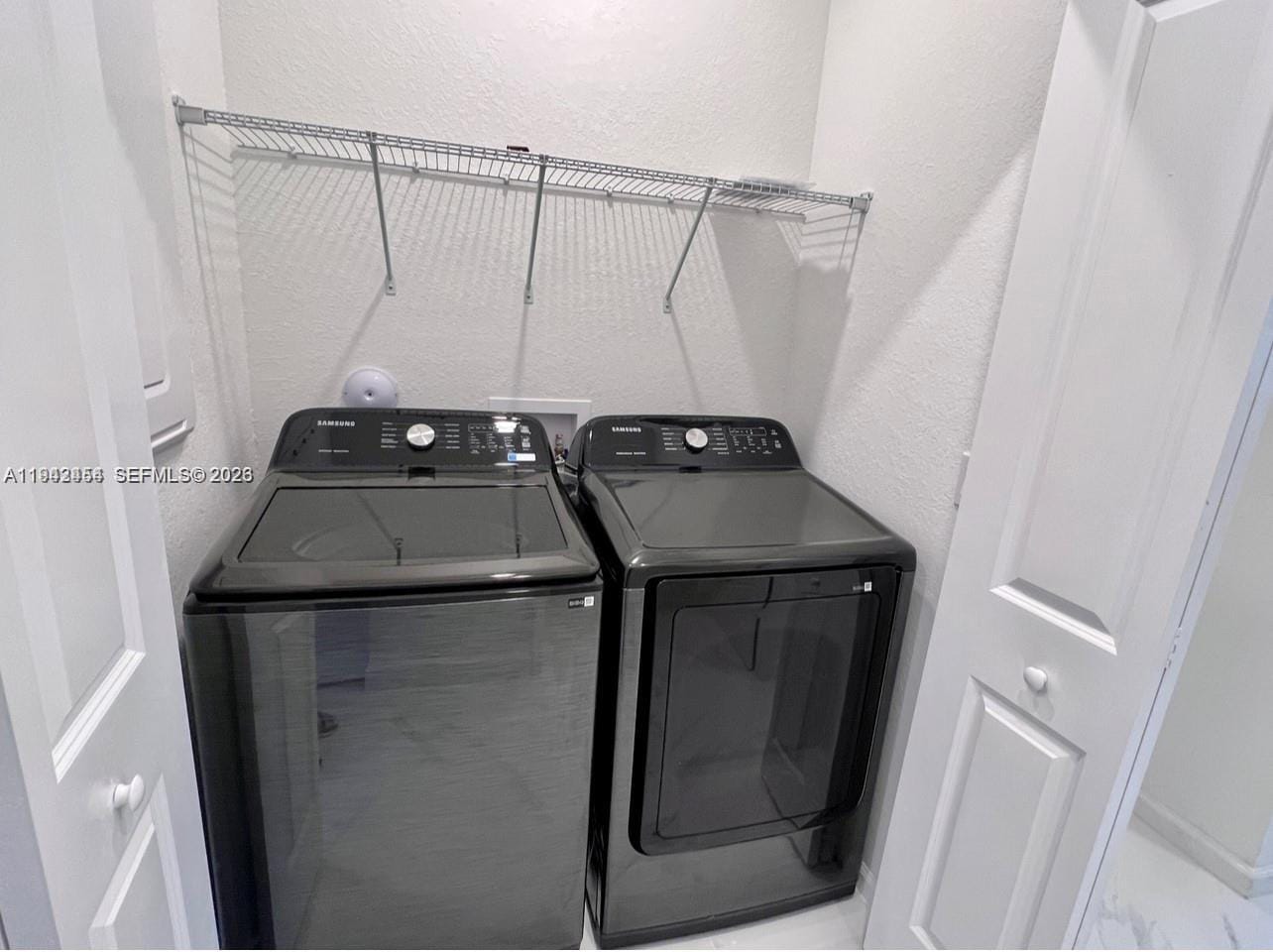 Building Photo - 15903 SW 2nd Pl