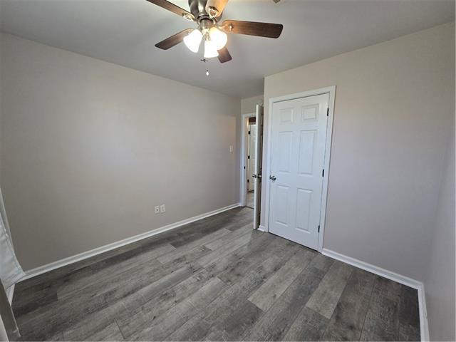 Building Photo - 10483 River Rd