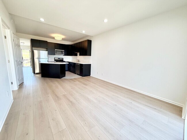 Building Photo - 1151 Wisconsin St