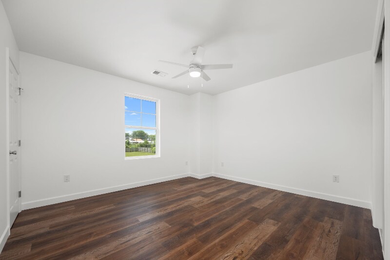 Building Photo - 117 Mullican St