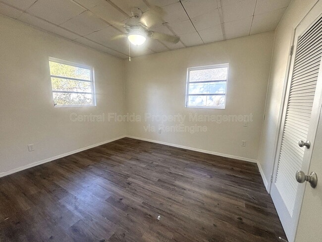 Building Photo - 842 Lake Ave