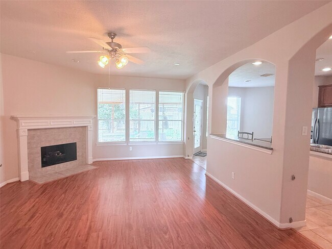 Building Photo - 13907 Normandy Ct