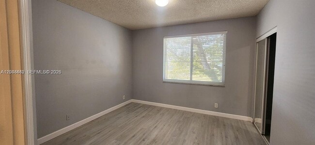 Building Photo - 211 Mallory Ct