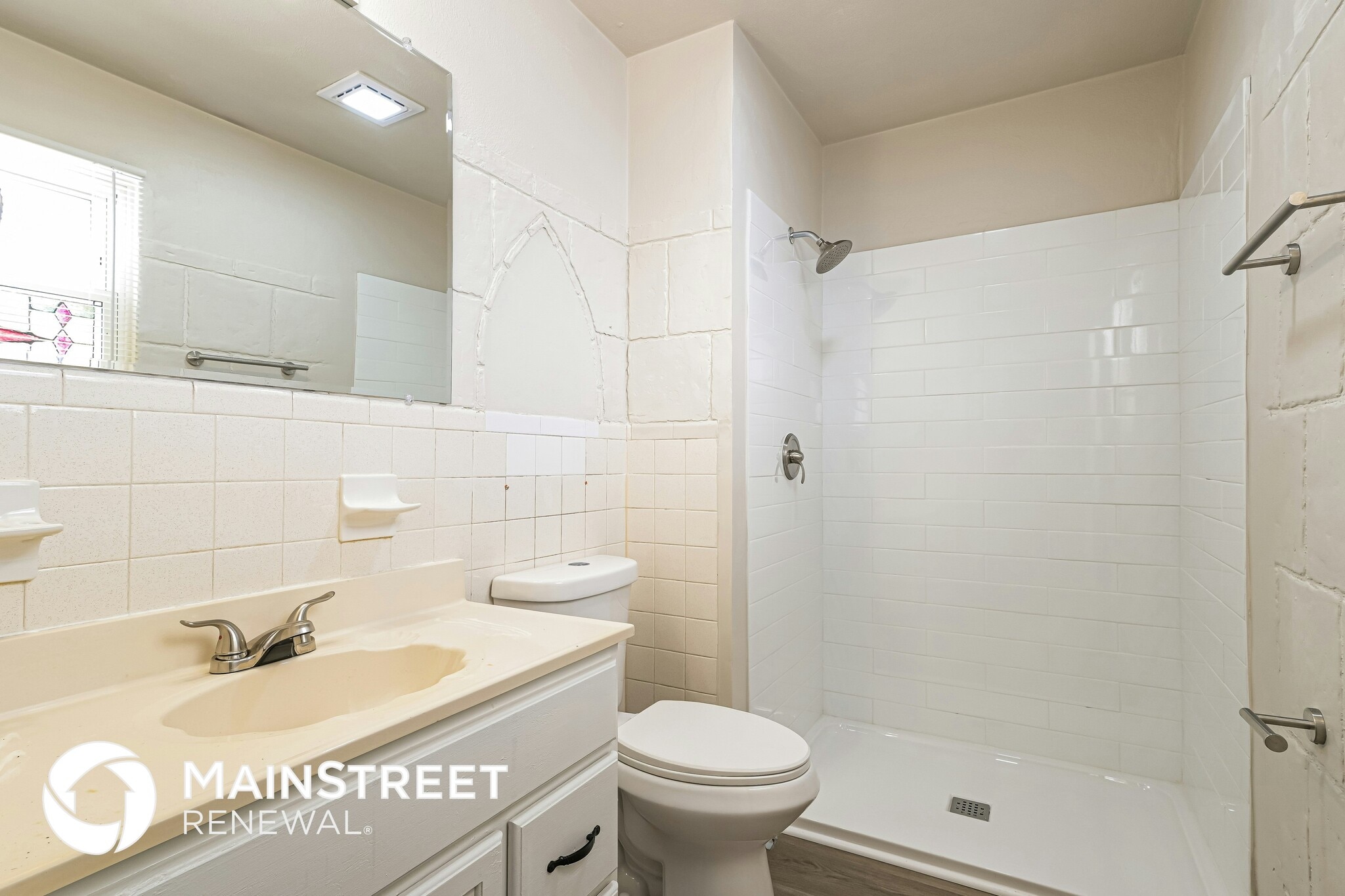 Building Photo - 618 Lime Rock Dr