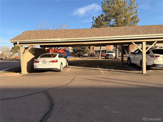 Building Photo - 12043 W Cross Dr