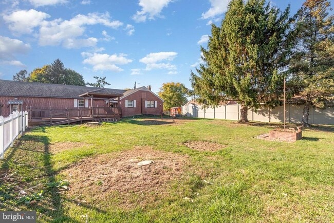 Building Photo - 800 Spruce St